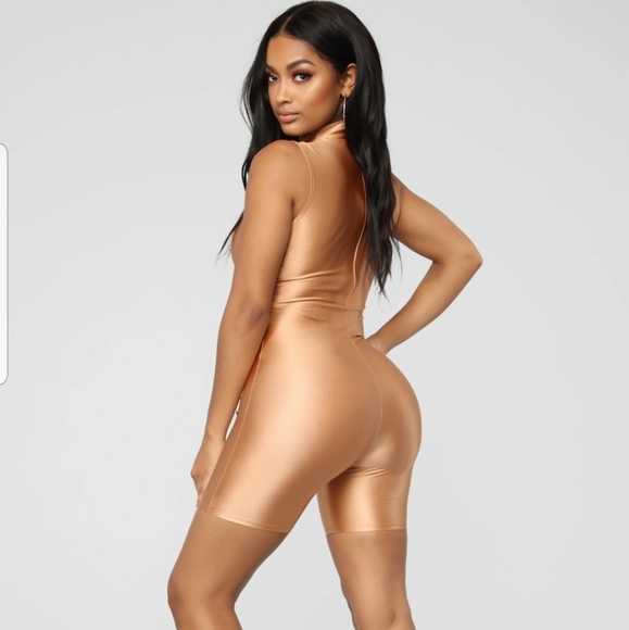 Sleepless City Biker Short Romper - Peach - Picture 2 of 3